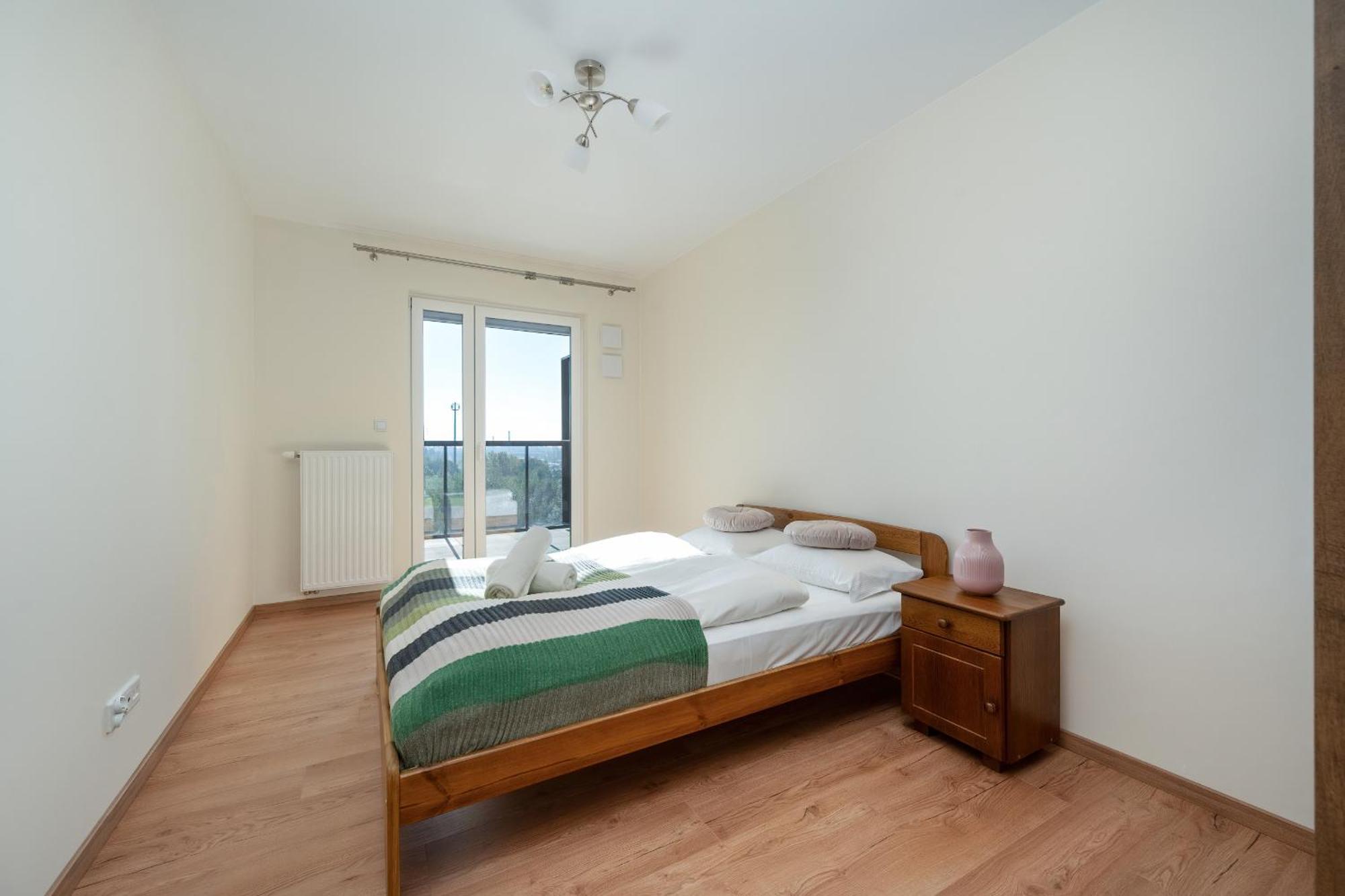 Wroclaw 1-Bedroom Apartment With Parking & Balcony By Noclegi Renters Экстерьер фото